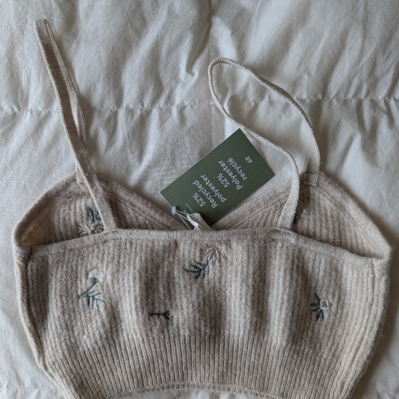 Knit Cropped Top - Picture 2 of 3